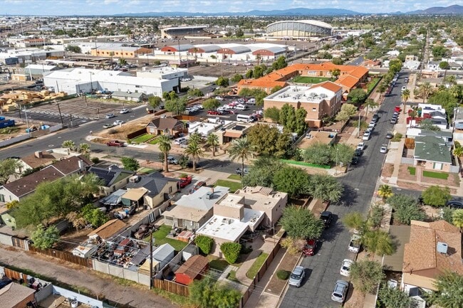 Photo - 1629 W Willetta St