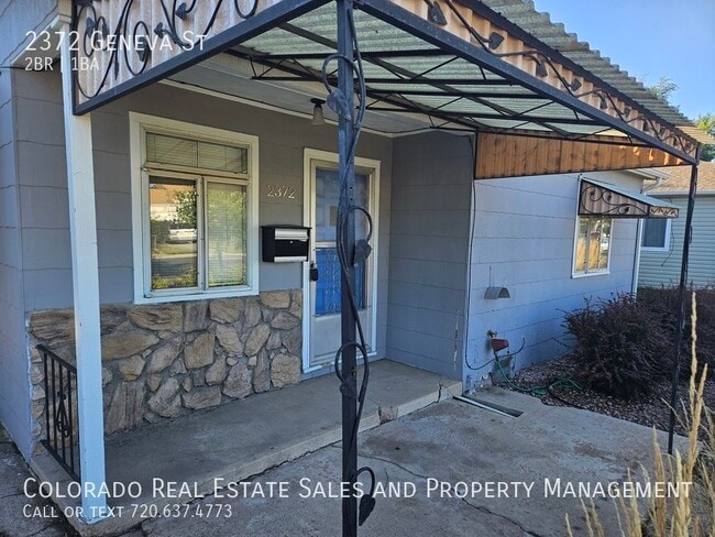 2 Bedroom, 1 Bath Ranch Style home - 2 Bedroom, 1 Bath Ranch Style home