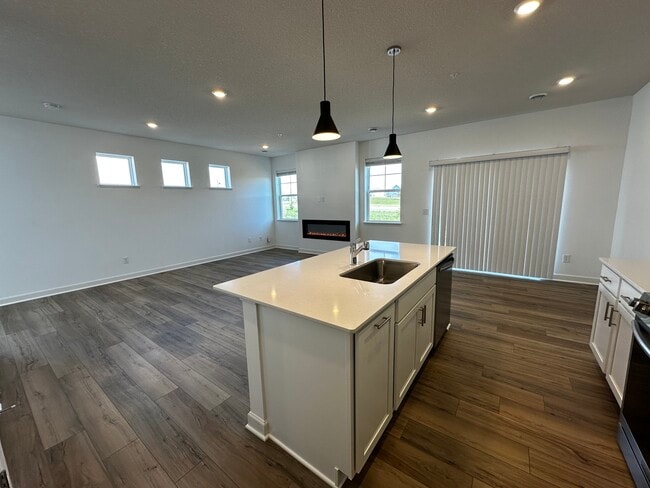 Photo - 1923 Prospect Ln