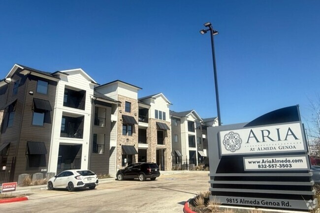 Building Photo - Aria at Almeda Rental