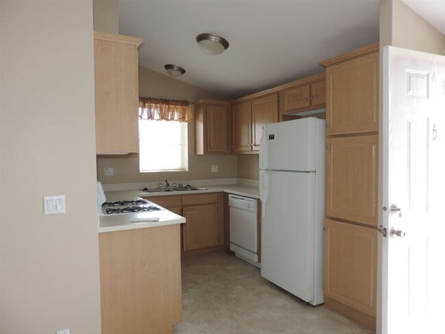 Photo - 214 W Upjohn Ave Unit Apt D