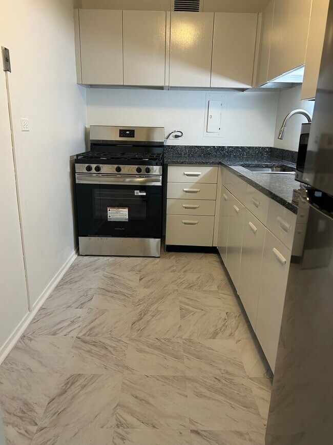 Photo - 1450 E 55th Pl Unit 719S