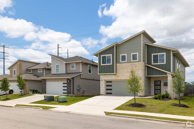 Building Photo - Millbrook Commons Rental
