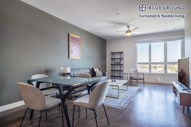 Photo - 10601 Washington Blvd Unidad FL6-ID172