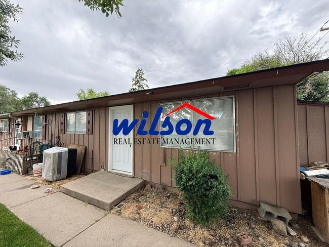 Building Photo - 35 W Viola Ave Unit C