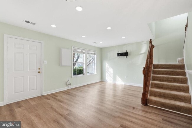 Building Photo - 5957 Havener House Way