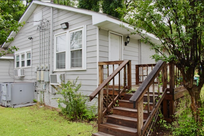 Photo - 4101 A St Apartment Unit 2
