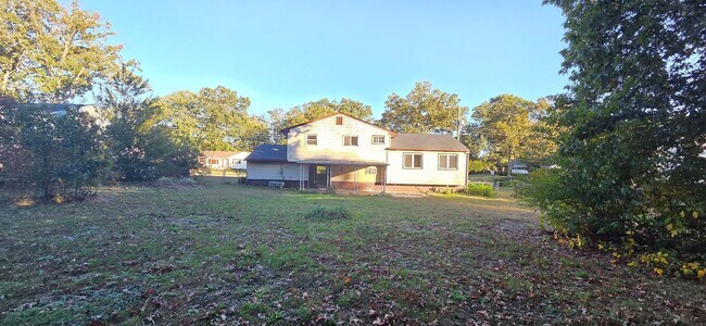 Photo - Beautifully Updated 4 Bedroom Rental Home