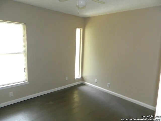 Photo - 1078 Honey Tree St