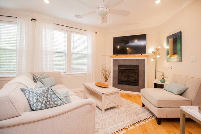 Photo - 1008 Tremont St Unidad SI FL1-ID1335175P
