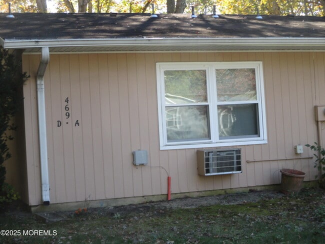 Photo - 469D Thornbury Ct