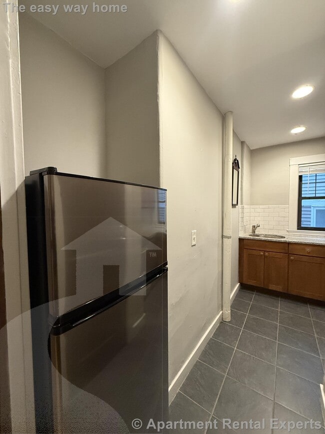 Photo - 13 Story St Unidad #6