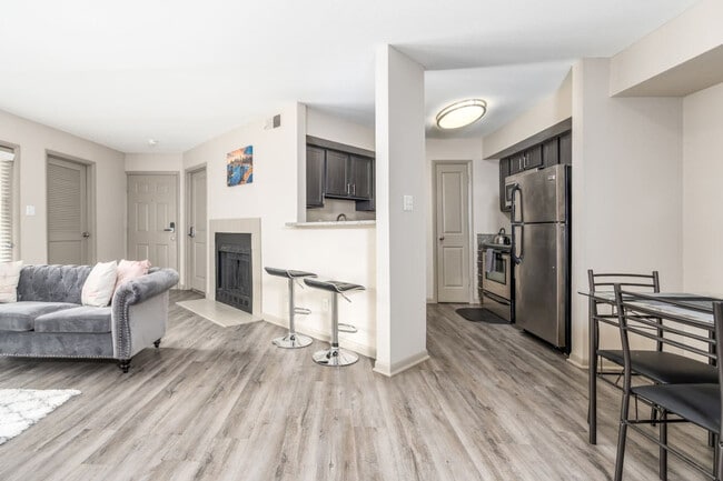 Photo - 912 Maplebrook Dr Unit ID1228611P