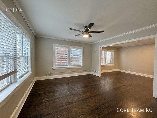 Building Photo - 217 E 46th St Unit 221-2E