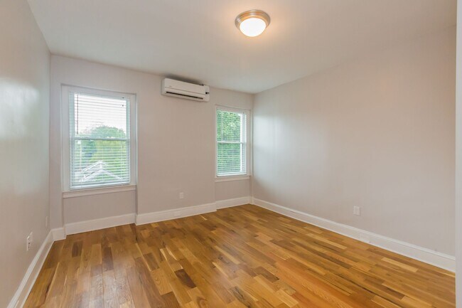 332 West Hortter Street