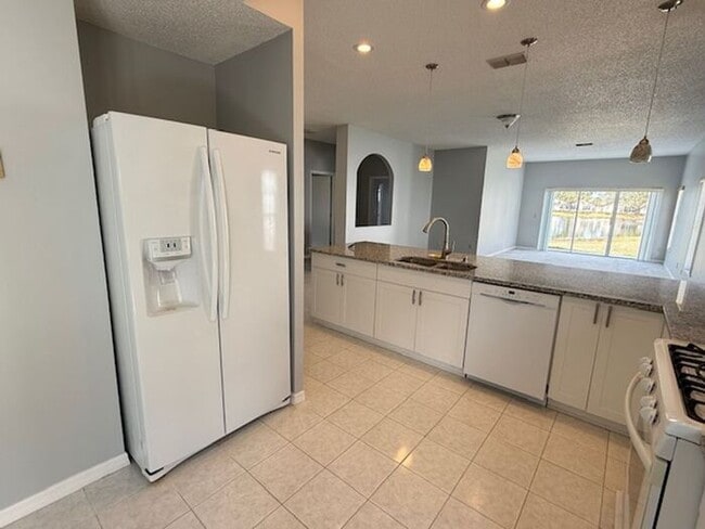 Photo - 3/2 Orlando home near theme parks