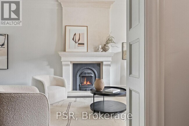 Photo - 126 Dovercourt Rd