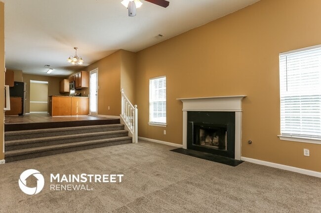 Photo - 3083 Lonetree Point