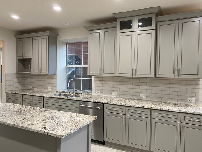 Photo - 306 Rivercove Dr