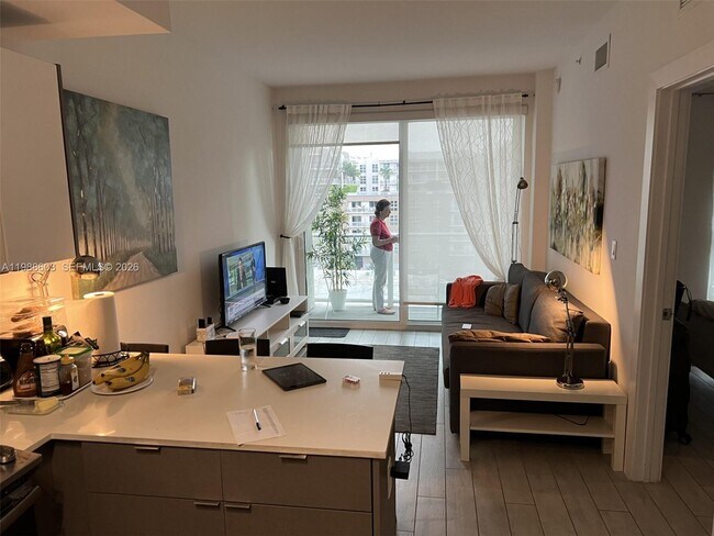 Photo - 321 NE 26th St Unit 704