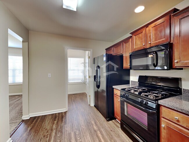 Photo - 47 Brookview Ln