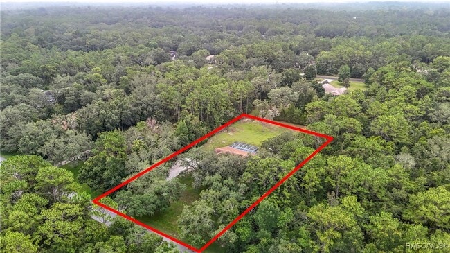 Photo - 884 W Massachusetts St