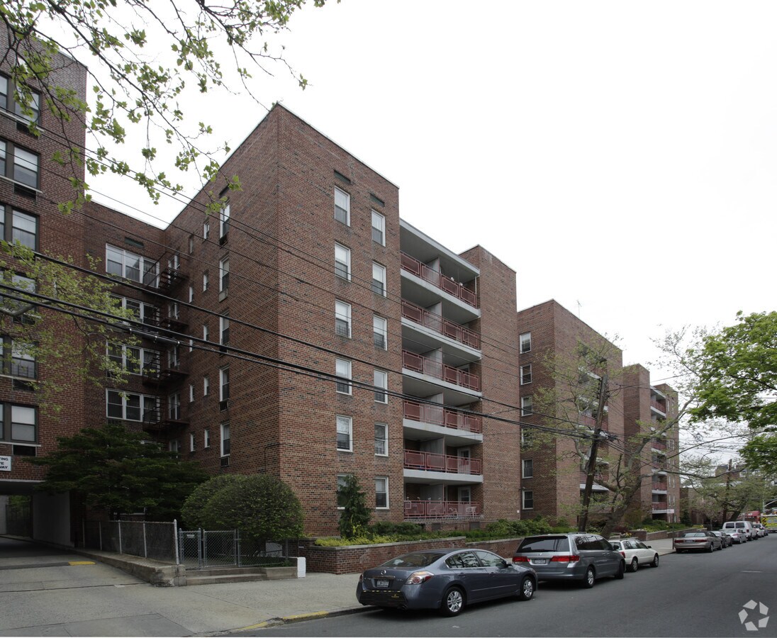 Tennyson - Tennyson Apartments