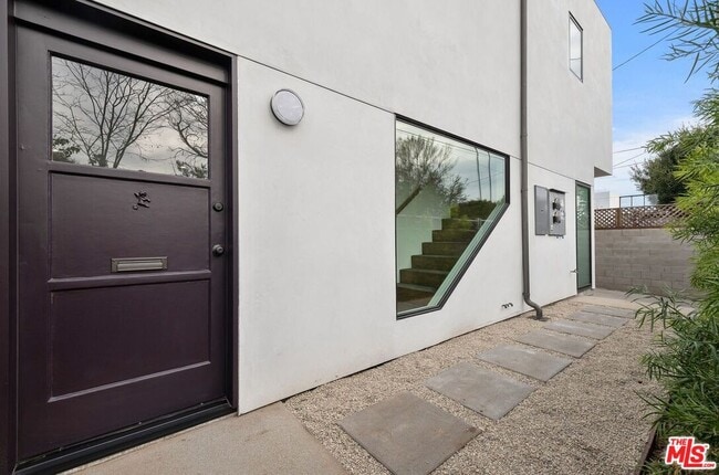 Photo - 15322 De Pauw St