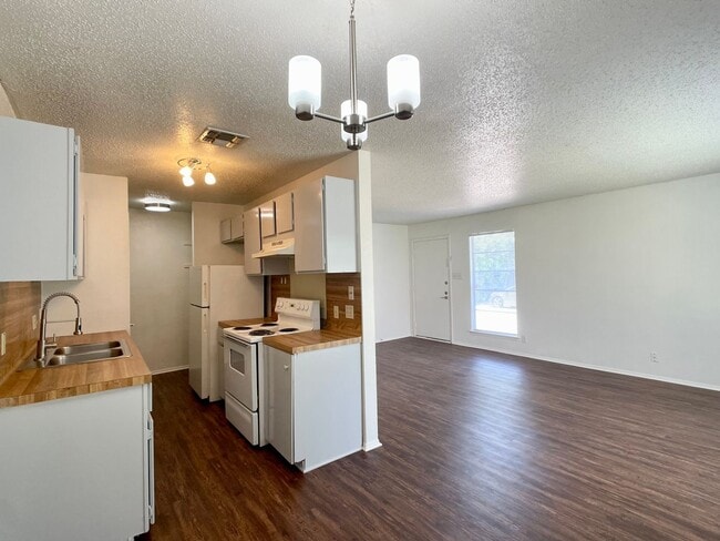 Photo - 2603 Brickford Cove