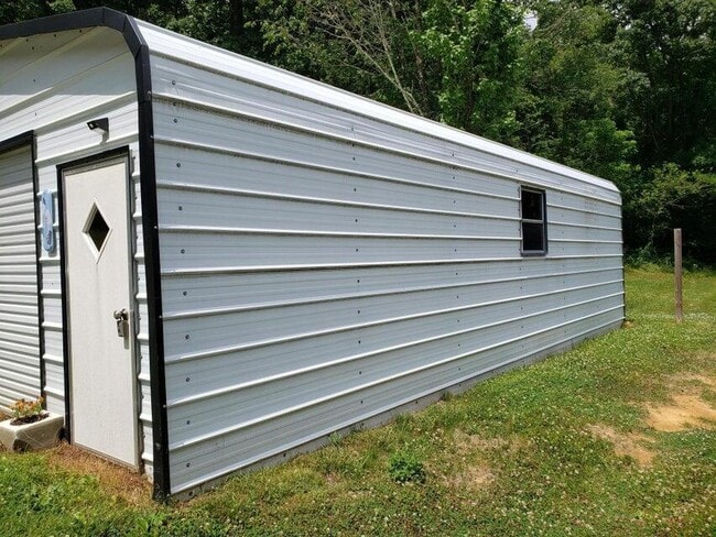 Photo - 7673 Bent Mountain Rd