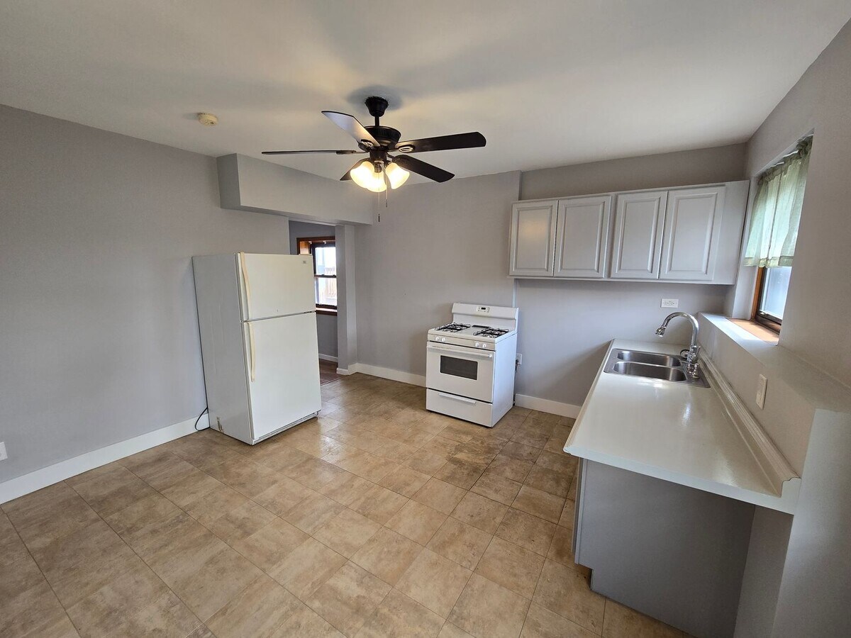 Photo - 1535 Lowrie St Unit 3