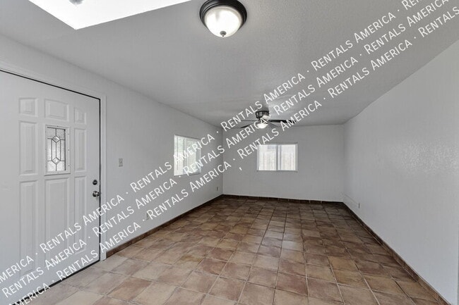 Photo - 2810 W Carnauba St