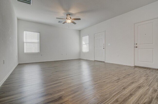 14112 Lyndora Ln