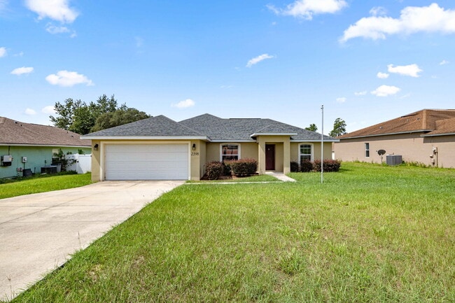 Building Photo - Newer 3BR Home on Nearly 1/4 Acre | Screened Lanai | Available Now!
