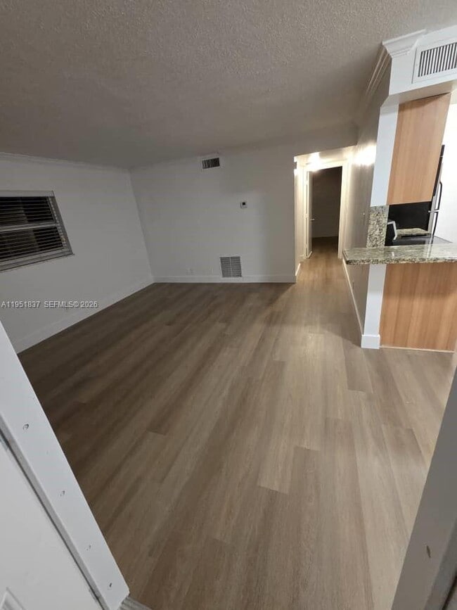 Photo - 1125 NE 16th Pl Unit 212