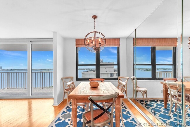 Building Photo - 5480 N Ocean Dr Unit A10c