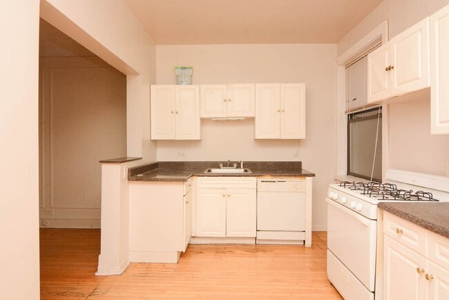 Photo - 1038 Dempster St Unit W2