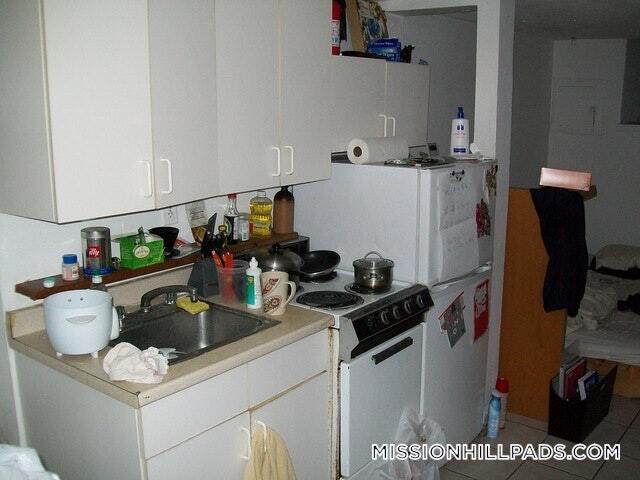 Photo - 28 S Huntington Ave Unit B1