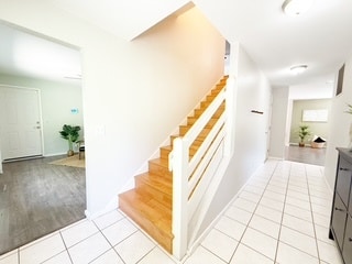 Photo - 450 NE Riverhill Dr