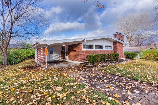 Photo - 7739 Peach Tree Ln