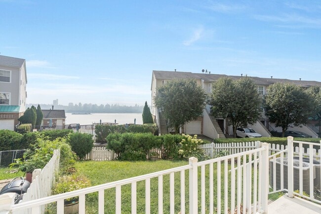 Building Photo - 66 BERGEN RIDGE Rd Unit 1