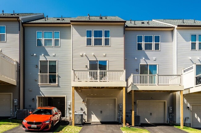 Photo - 3929 Small Roundtop Rd