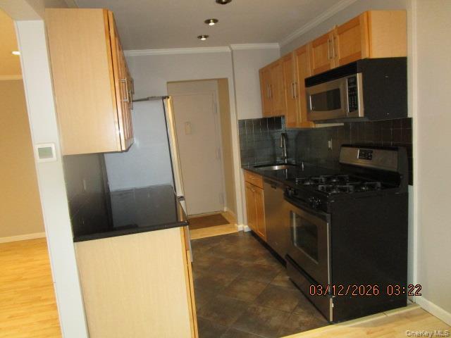 Photo - 2910 Barclay Manor