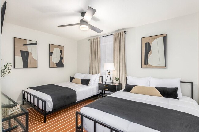 6940 E Palm Ln Unit SI ID1558614P