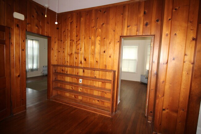 31 Allen Pl Unit 2