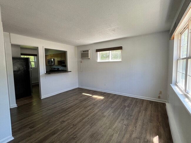 Photo - 208 Homestead Ave