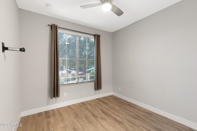 Photo - 14396 W Wethersfield Rd