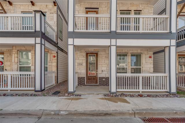 Photo - 214 Lanyard Dr