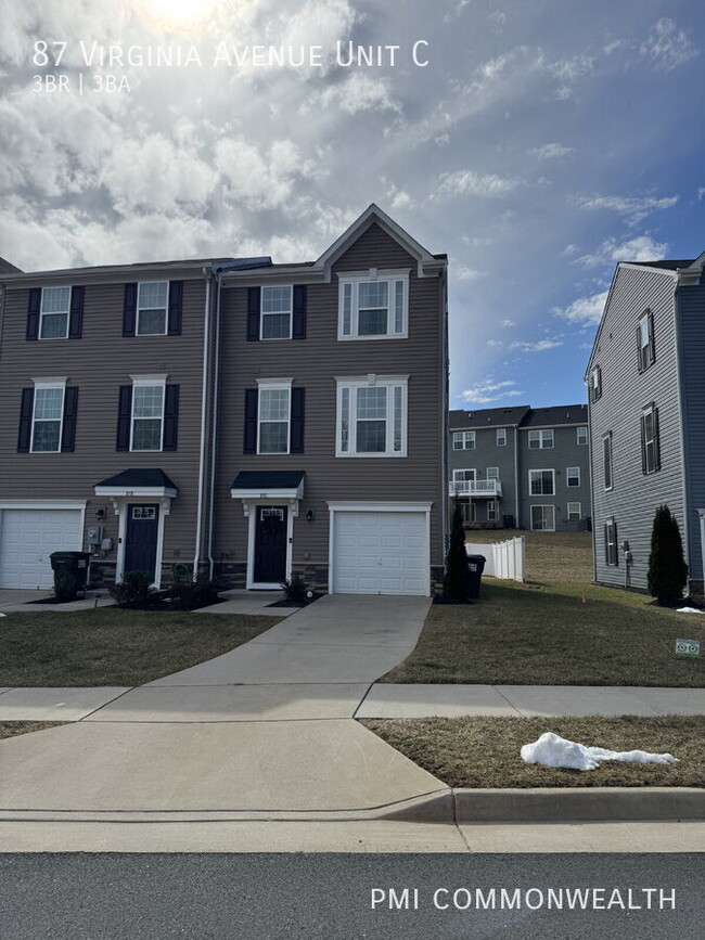 3 bed/2.5 bath townhouse (available June 1... - 3 bed/2.5 bath townhouse (available June 1...