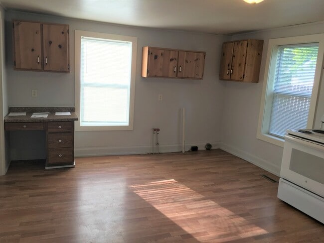 Photo - 124 Cottage St Unit #124